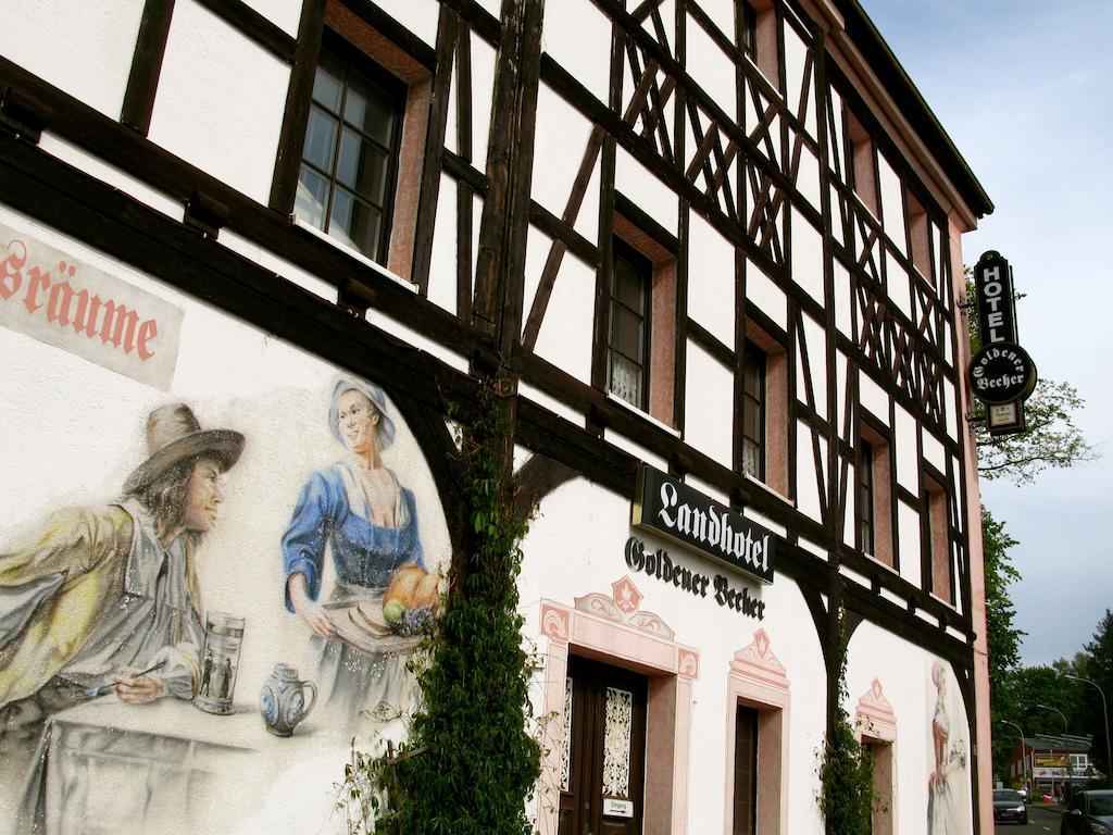 Landhotel Goldener Becher Limabach - Oberfrohna エクステリア 写真